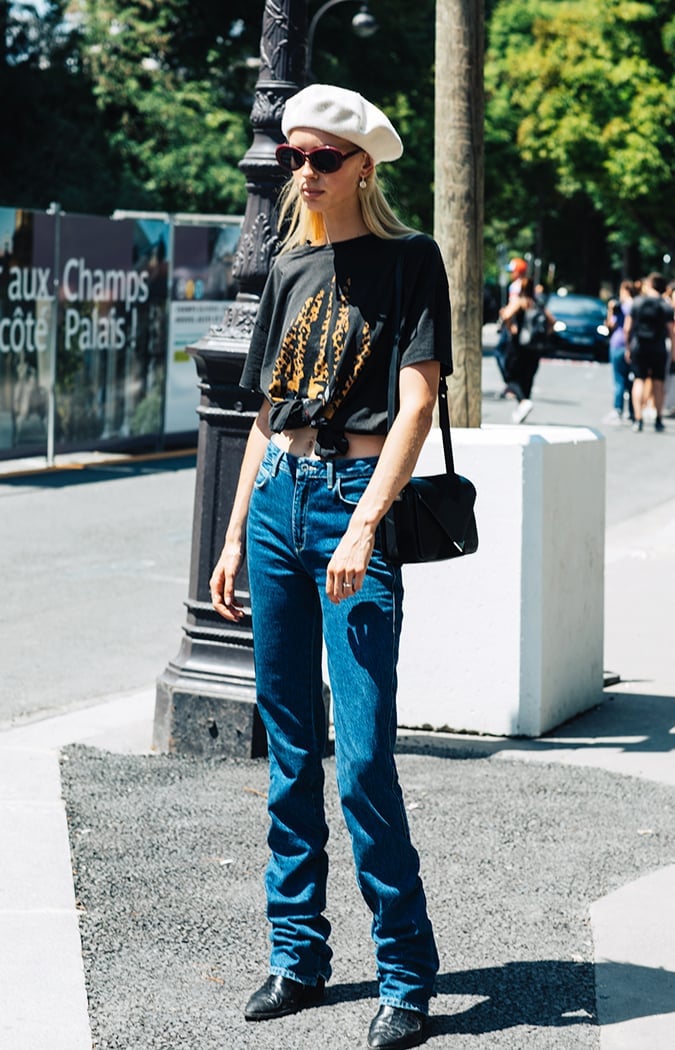 Knotted Graphic Tee With Straight Leg Jeans — Trendy Graphic Tee Outfits
