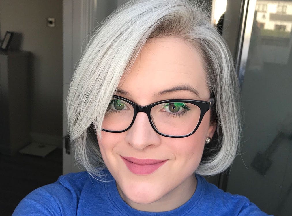 Platinum Gray Blunt Bob Platinum Gray Blunt Bob — Trendy Gray Hair Color