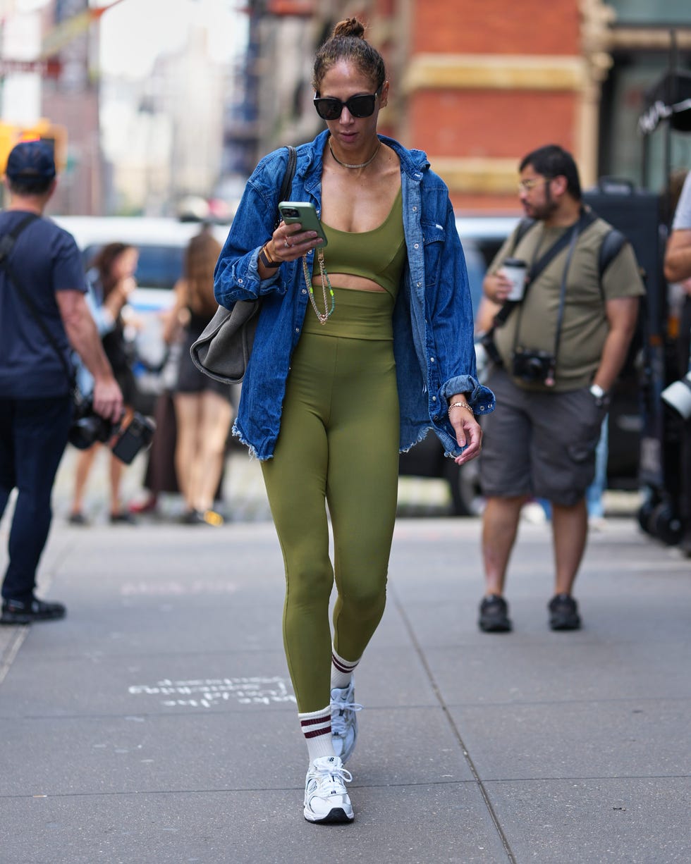 Olive Green Set With Distressed Denim Shirt Olive Green Set With Distressed Denim Shirt — Trendy Green Leggings Outfit