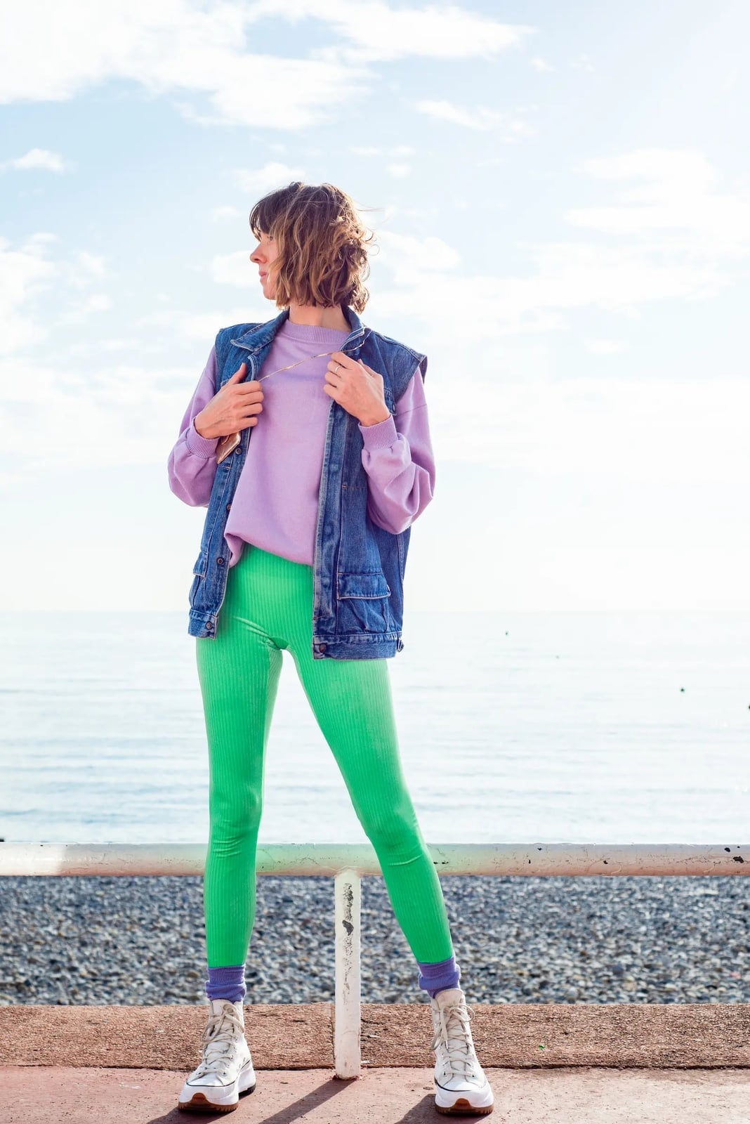 Green Ribbed Leggings With Denim Vest Green Ribbed Leggings With Denim Vest — Trendy Green Leggings Outfit