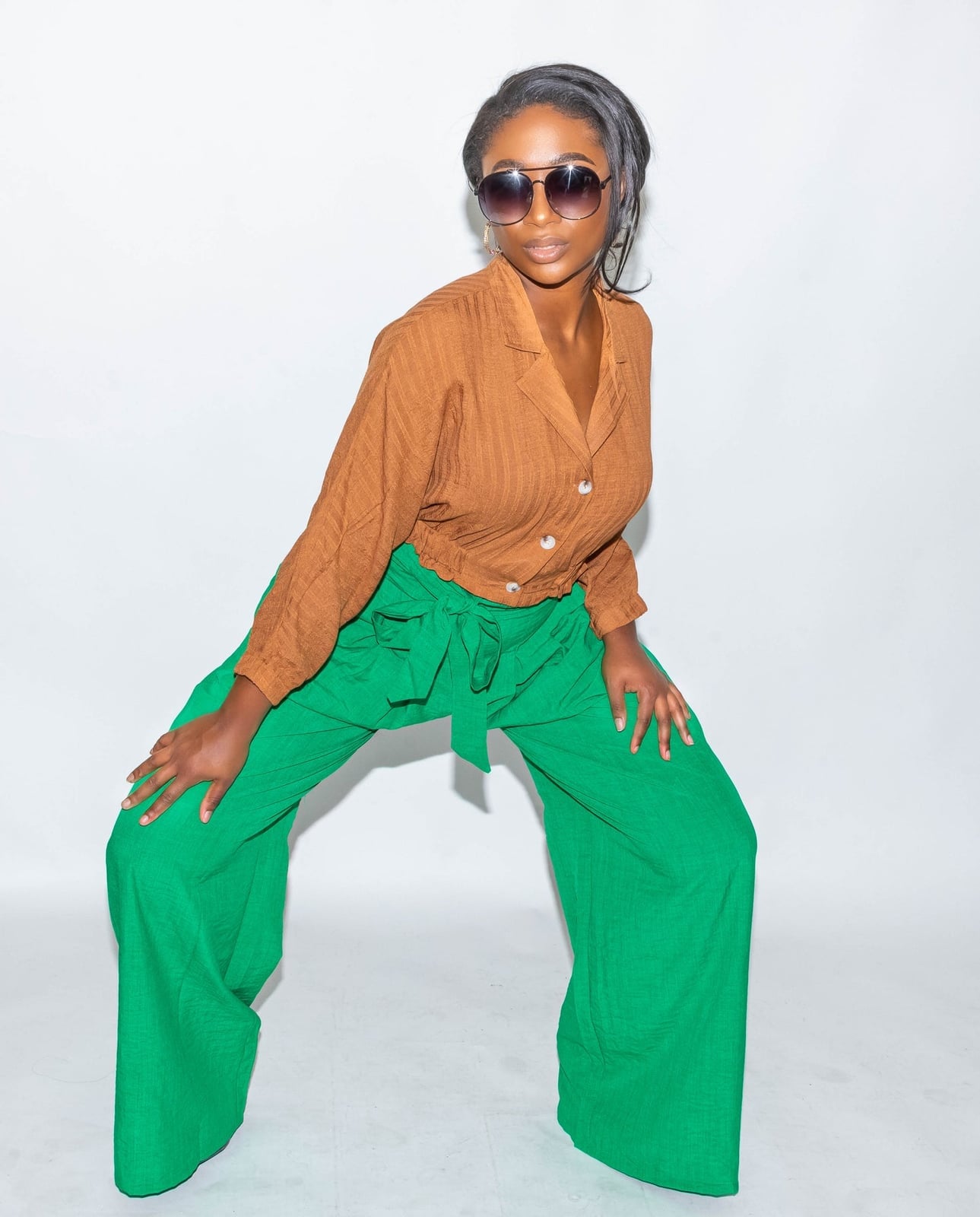 Bright Green Tie-Waist Wide-Leg Pants with Cropped Shirt Bright Green Tie-Waist Wide-Leg Pants with Cropped Shirt — Trendy Green Pants Outfits