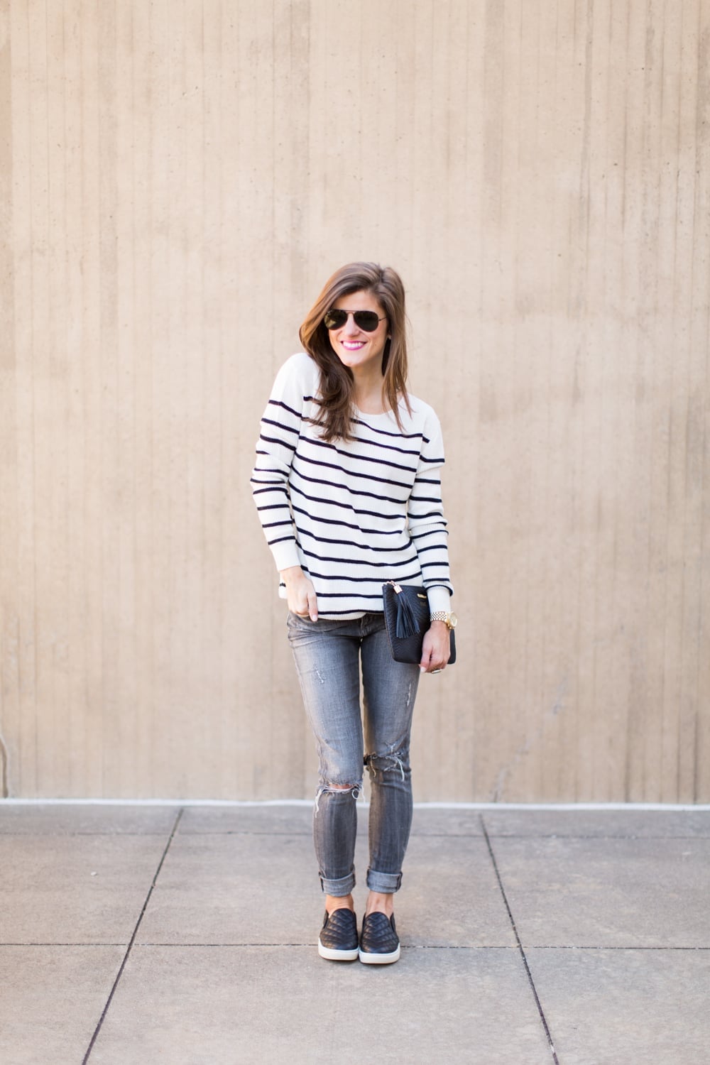 Distressed Straight Leg Gray Jeans with White Top, Close-Up Take — Trendy Grey Jeans Outfits