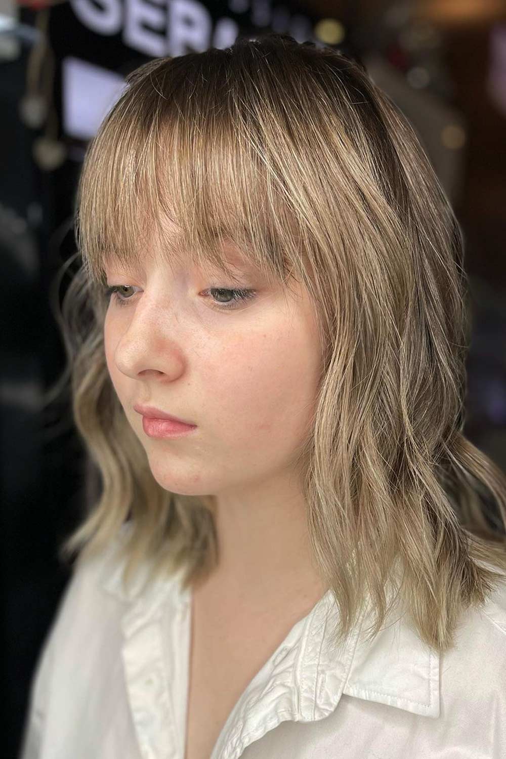 Shoulder Length Lob With Straight Bangs And Highlights — Trendy Hairstyles for Teens