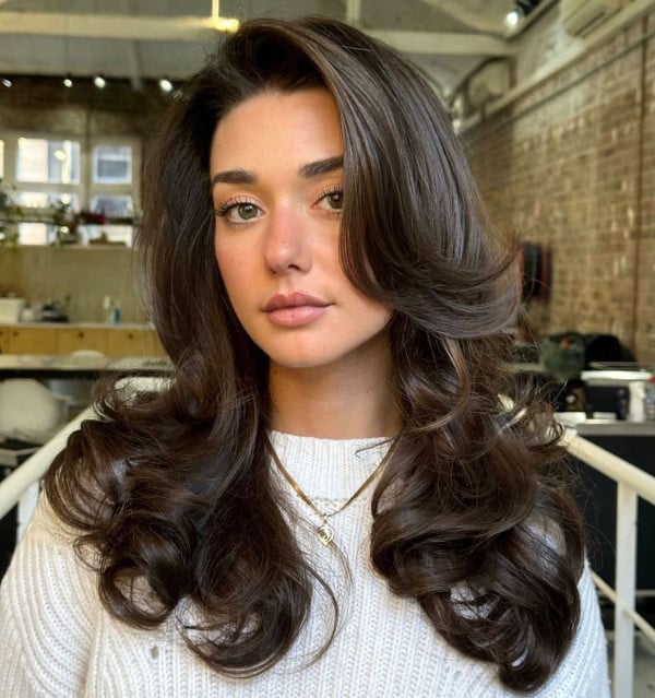 Voluminous Collarbone Shag With Curtain Bangs — Trendy Hairstyles for Teens