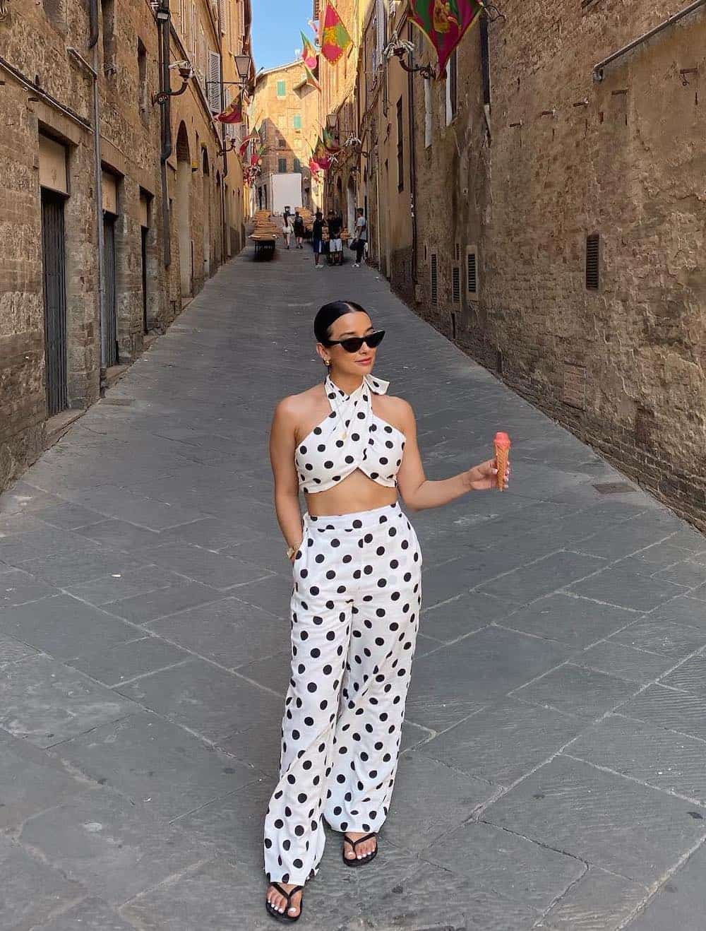 White and Black Polka Dot Halter Top and Pants Set White and Black Polka Dot Halter Top and Pants Set — Trendy Italy Outfits
