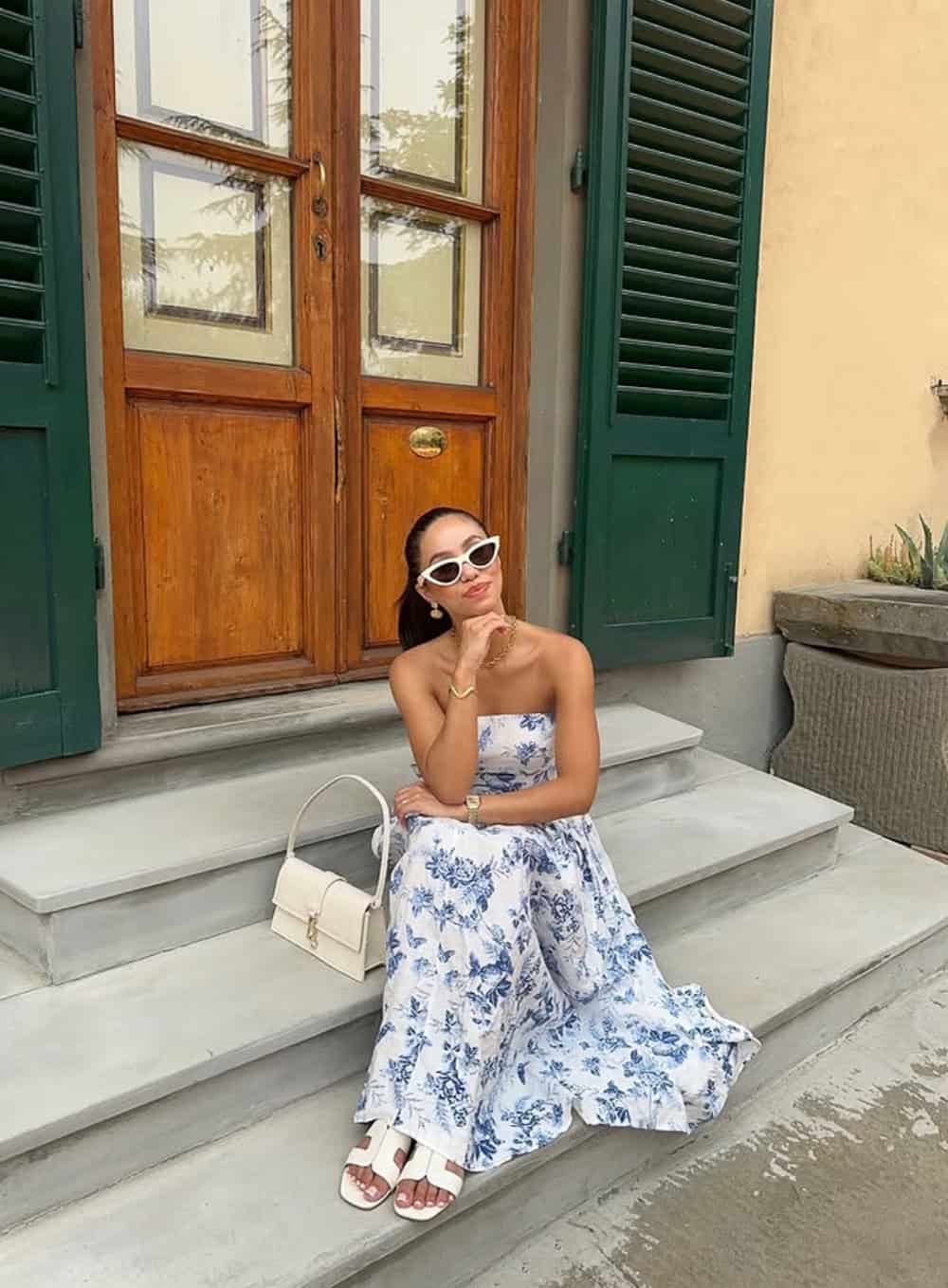 Blue and White Printed Strapless Maxi Dress Blue and White Printed Strapless Maxi Dress — Trendy Italy Outfits