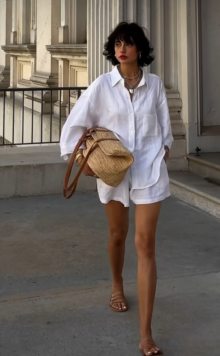 White Linen Oversized Shirt and Shorts Set White Linen Oversized Shirt and Shorts Set — Trendy Italy Outfits