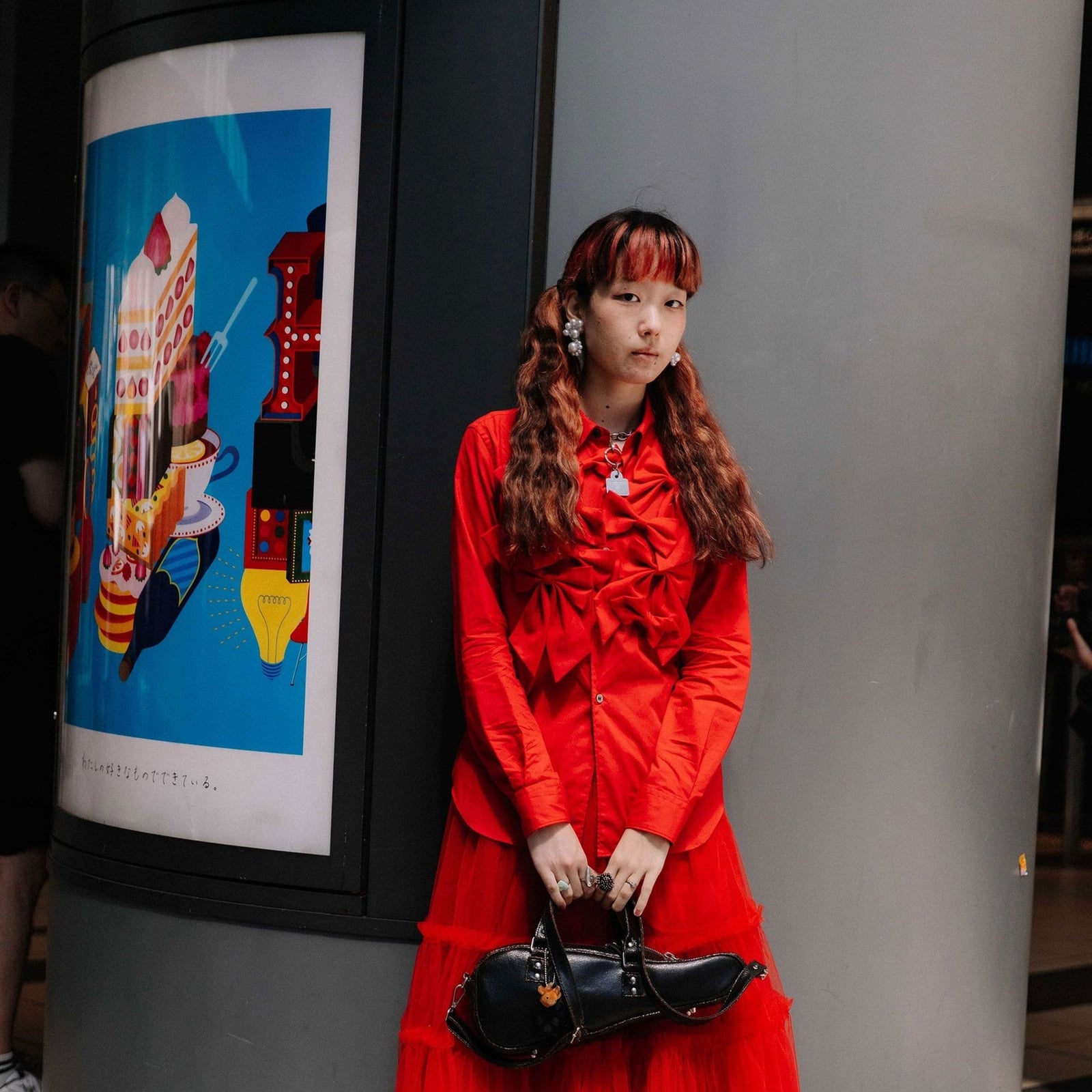 Red Shirt With Bow Detail And Tulle Skirt — Trendy Japan Outfits