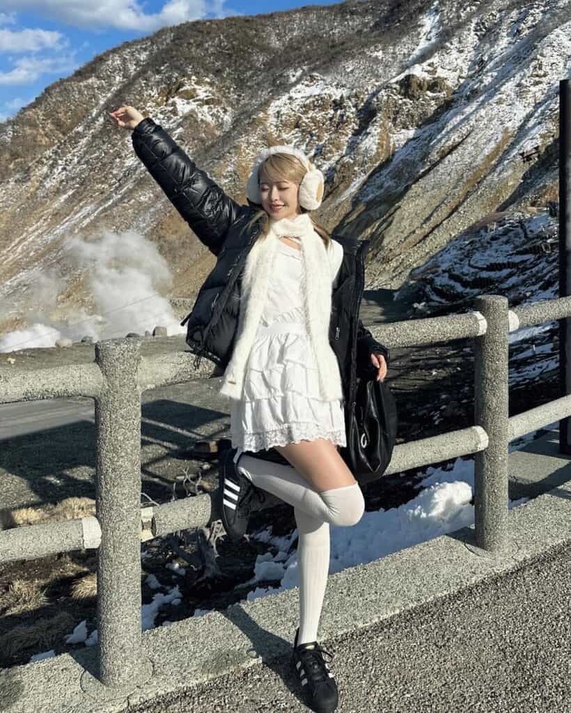 Puffer Jacket Over Mini Dress With Fluffy Scarf — Trendy Japan Outfits