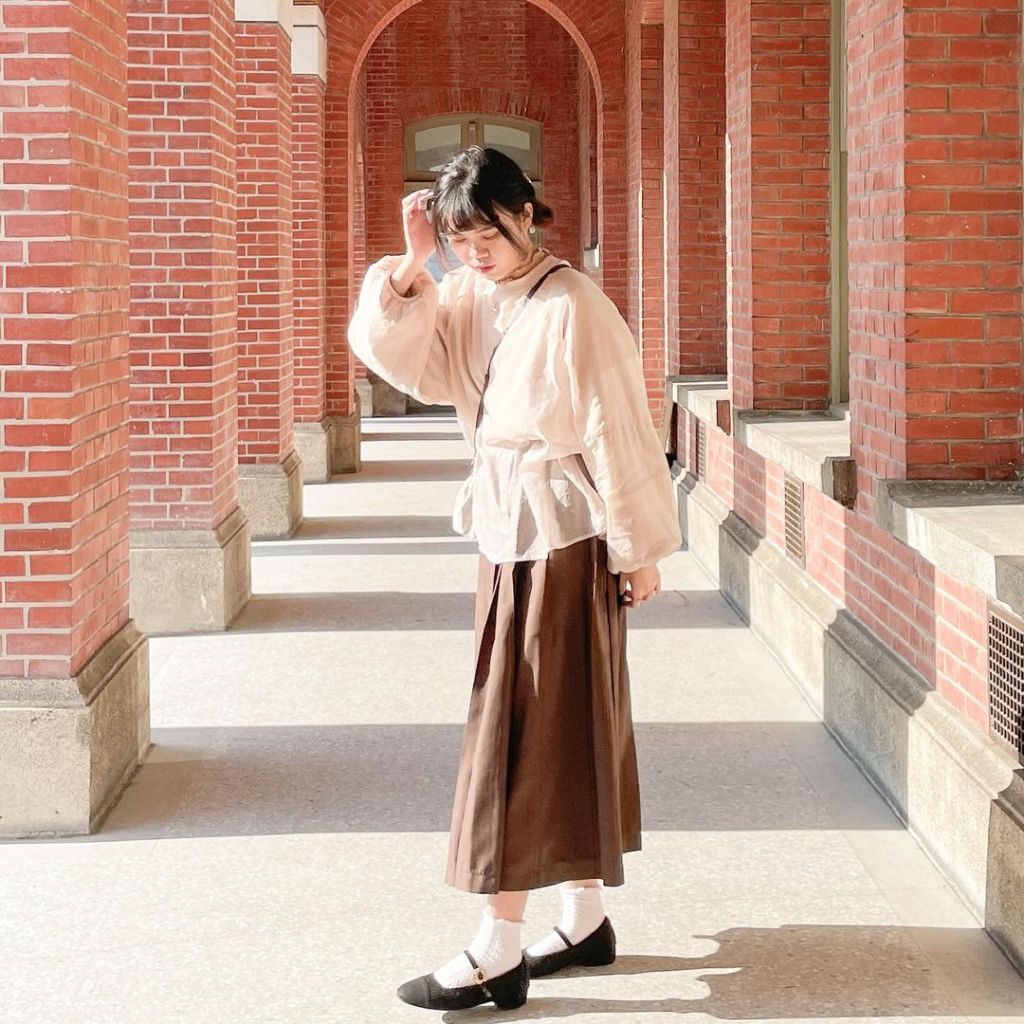 Sheer Blouse With Brown Midi Skirt — Trendy Japan Outfits