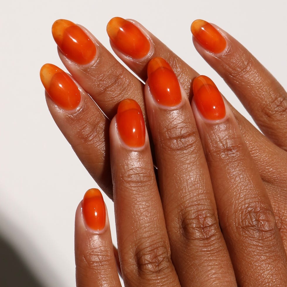 What Are Jammy Nails? Fall's Jelly Manicure Trend