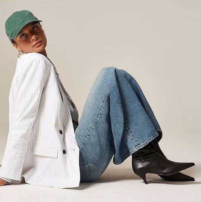 Pinstripe Blazer and Jeans with Kitten Heel Ankle Boots Pinstripe Blazer and Jeans with Kitten Heel Ankle Boots — Trendy Kitten Heels Outfits