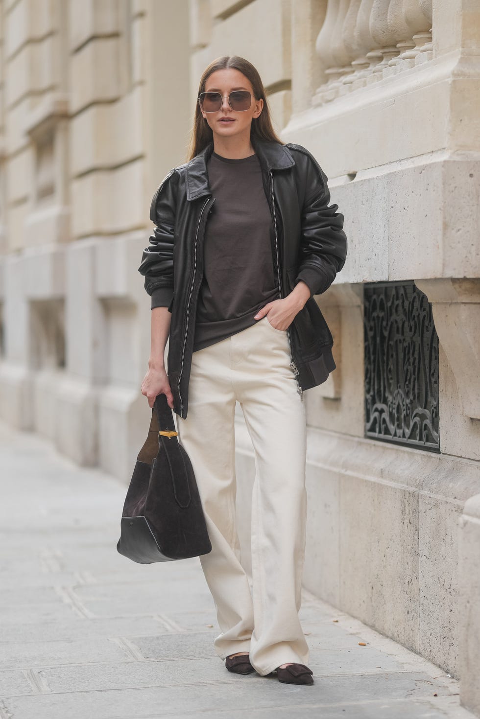 Black Leather Jacket with Crew Neck T-Shirt and Wide-Leg Trousers Black Leather Jacket with Crew Neck T-Shirt and Wide-Leg Trousers — Trendy Leather Jacket Outfits Women