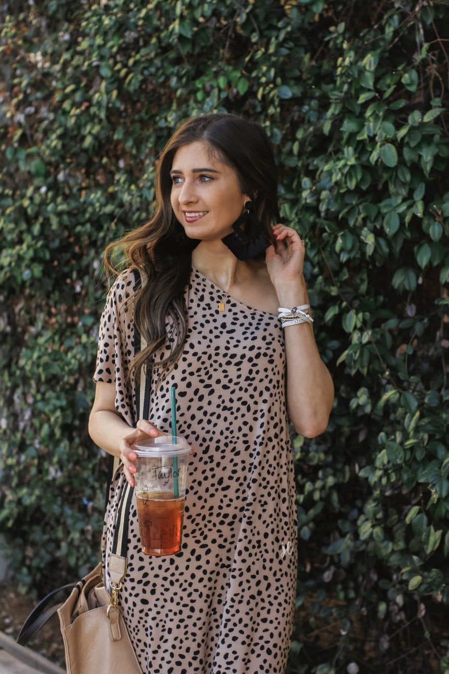One-Shoulder Leopard Dress with Loose Fit One-Shoulder Leopard Dress with Loose Fit — Trendy Leopard Dress