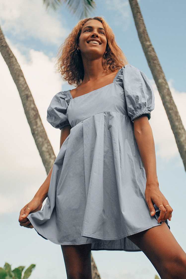 Gray-blue Cotton Babydoll Mini Dress with Puff Sleeves, Close-Up Take Gray-blue Cotton Babydoll Mini Dress with Puff Sleeves, Close-Up Take — Trendy Light Blue Outfits