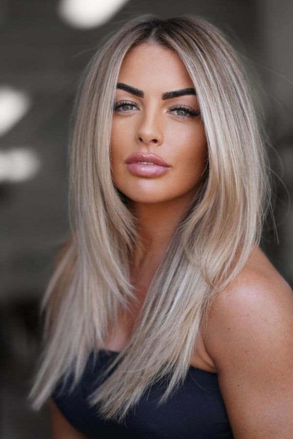 Mid-Back Ash Bronde With Sleek Layers — Trendy Light Hair Color