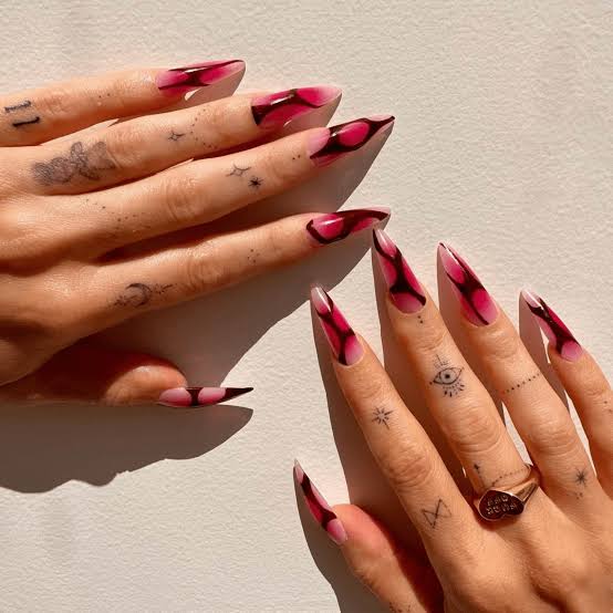 Lava Lamp Motif Long Stiletto Nails Lava Lamp Motif Long Stiletto Nails — Trendy Long Nails