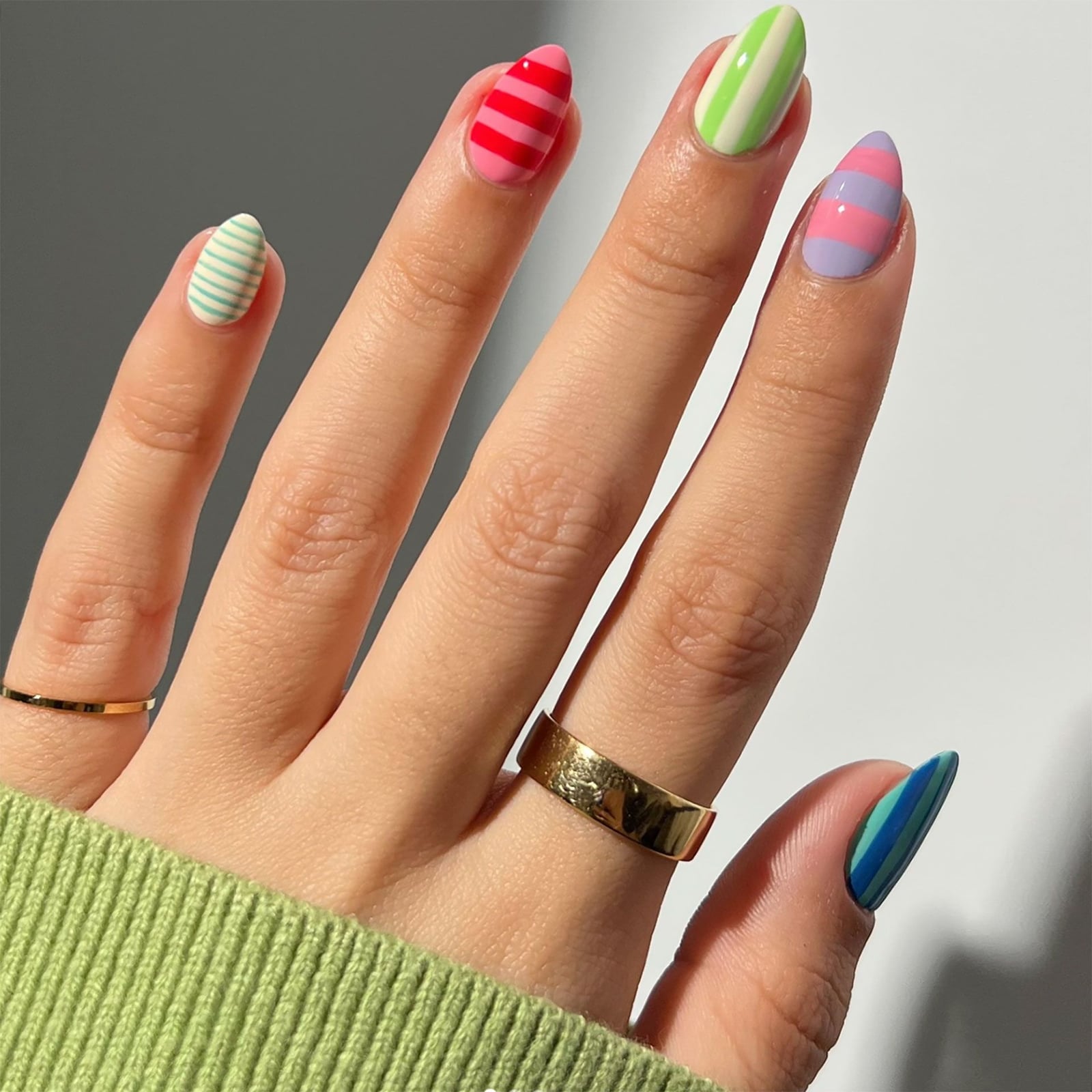 Medium Almond Vibrant Vertical Stripe Nails Medium Almond Vibrant Vertical Stripe Nails — Trendy Manicure Nails
