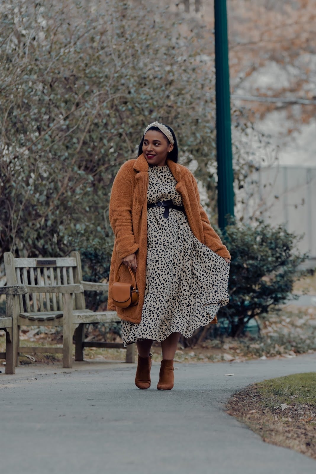 Leopard Print Maxi Dress With Faux Fur Coat — Trendy Maxi Dresses Outfit