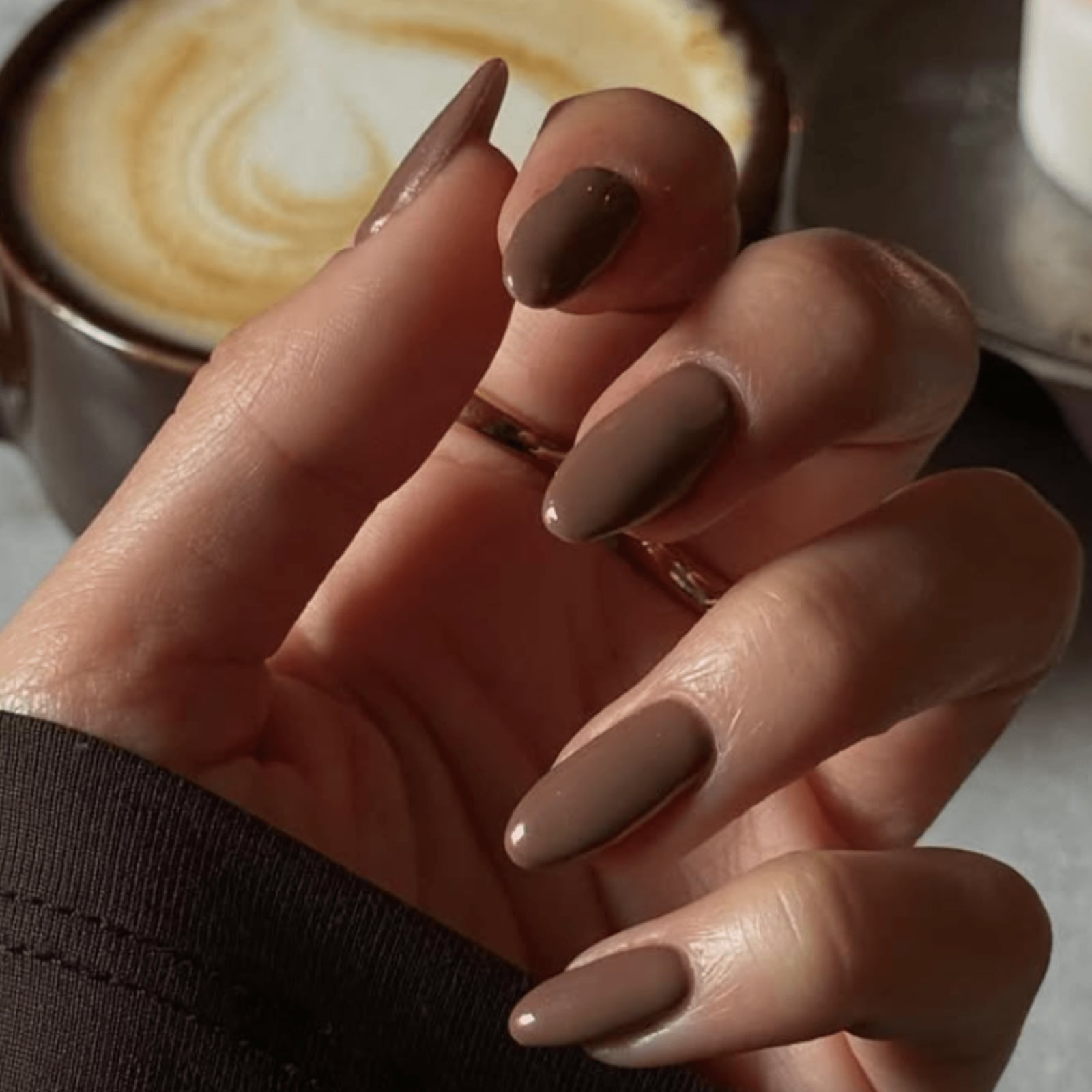 Short Almond Glossy Medium Brown Nails — Trendy Mocha Nails