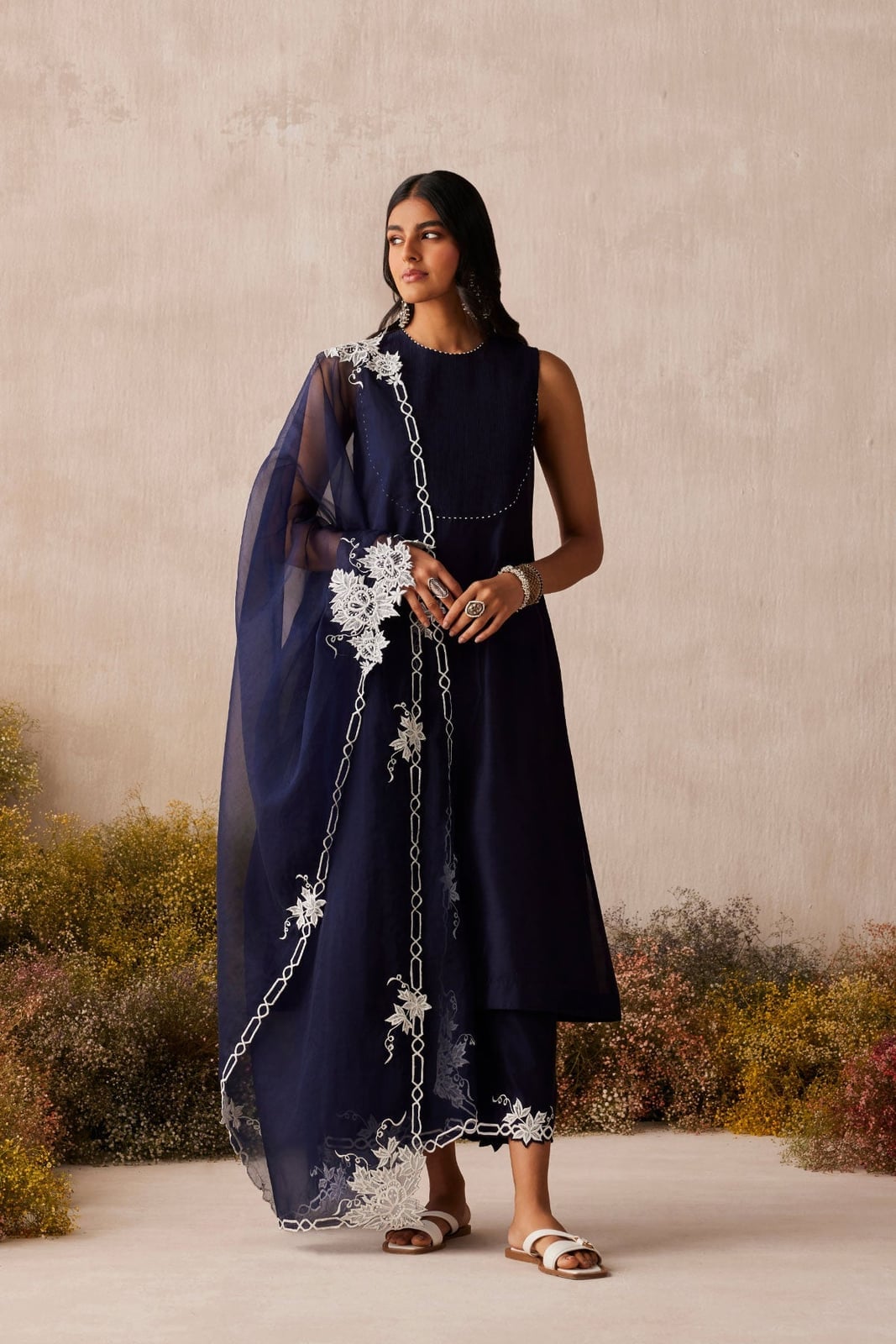 Embroidered Navy Blue Kurta Set With Dupatta — Trendy Navy Blue Outfits
