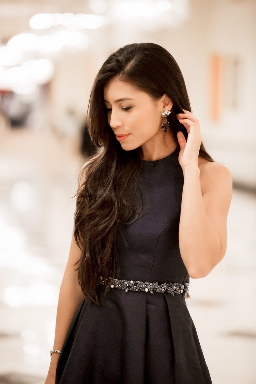 Dark Navy Sleeveless Dress With Embellished Silver, Low-Key Version Dark Navy Sleeveless Dress With Embellished Silver, Low-Key Version — Trendy Opera Outfits