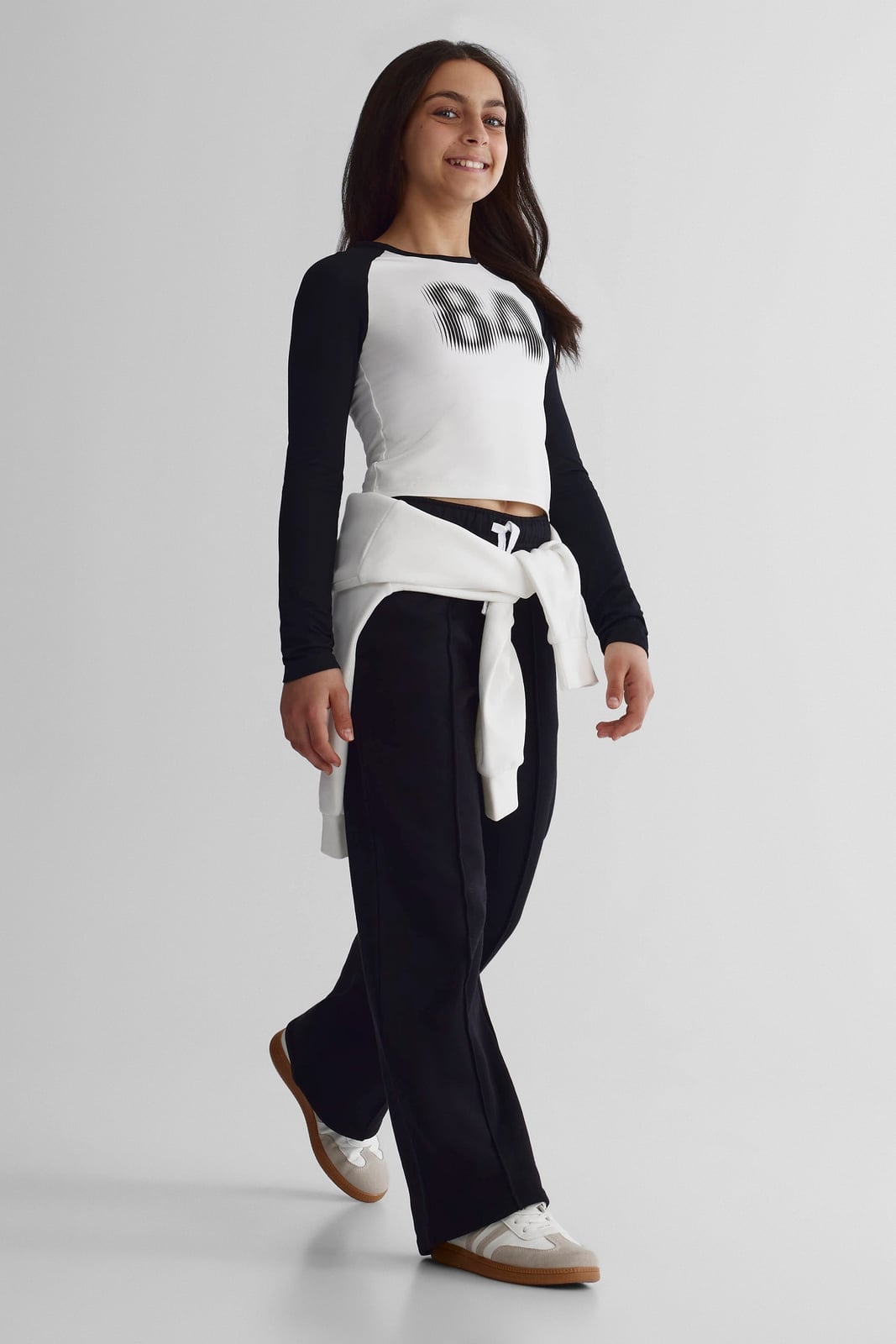 Graphic Top with Black Flare Pants Graphic Top with Black Flare Pants — Trendy Outfits for Teens