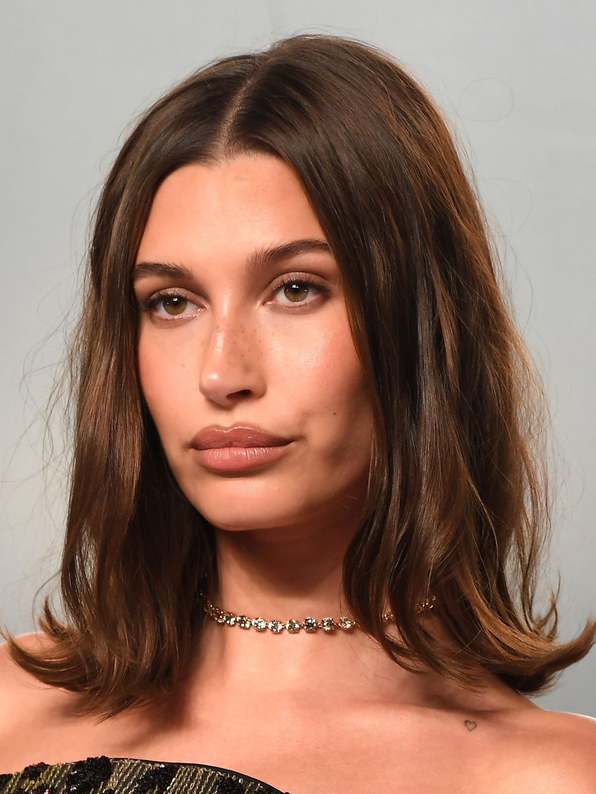 Collarbone Lob With Soft Waves Collarbone Lob With Soft Waves — Trendy Party Hair