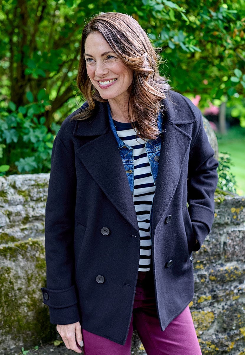 Navy Peacoat with Striped Knit Jumper Navy Peacoat with Striped Knit Jumper — Trendy Peacoat Outfits