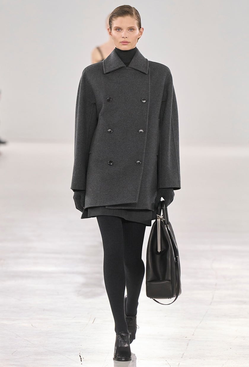 Gray Peacoat Mini Skirt and Tights Gray Peacoat Mini Skirt and Tights — Trendy Peacoat Outfits