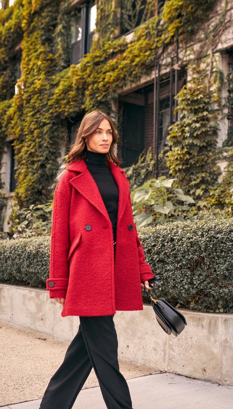 Red Peacoat with Black Turtleneck and Trousers Red Peacoat with Black Turtleneck and Trousers — Trendy Peacoat Outfits