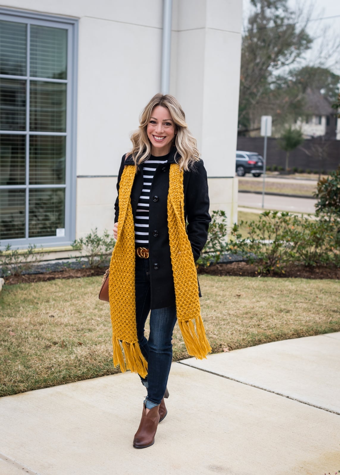 Black Coat with Striped Sweater, Skinny Jeans and Yellow Scarf Black Coat with Striped Sweater, Skinny Jeans and Yellow Scarf — Trendy Peacoat Outfits