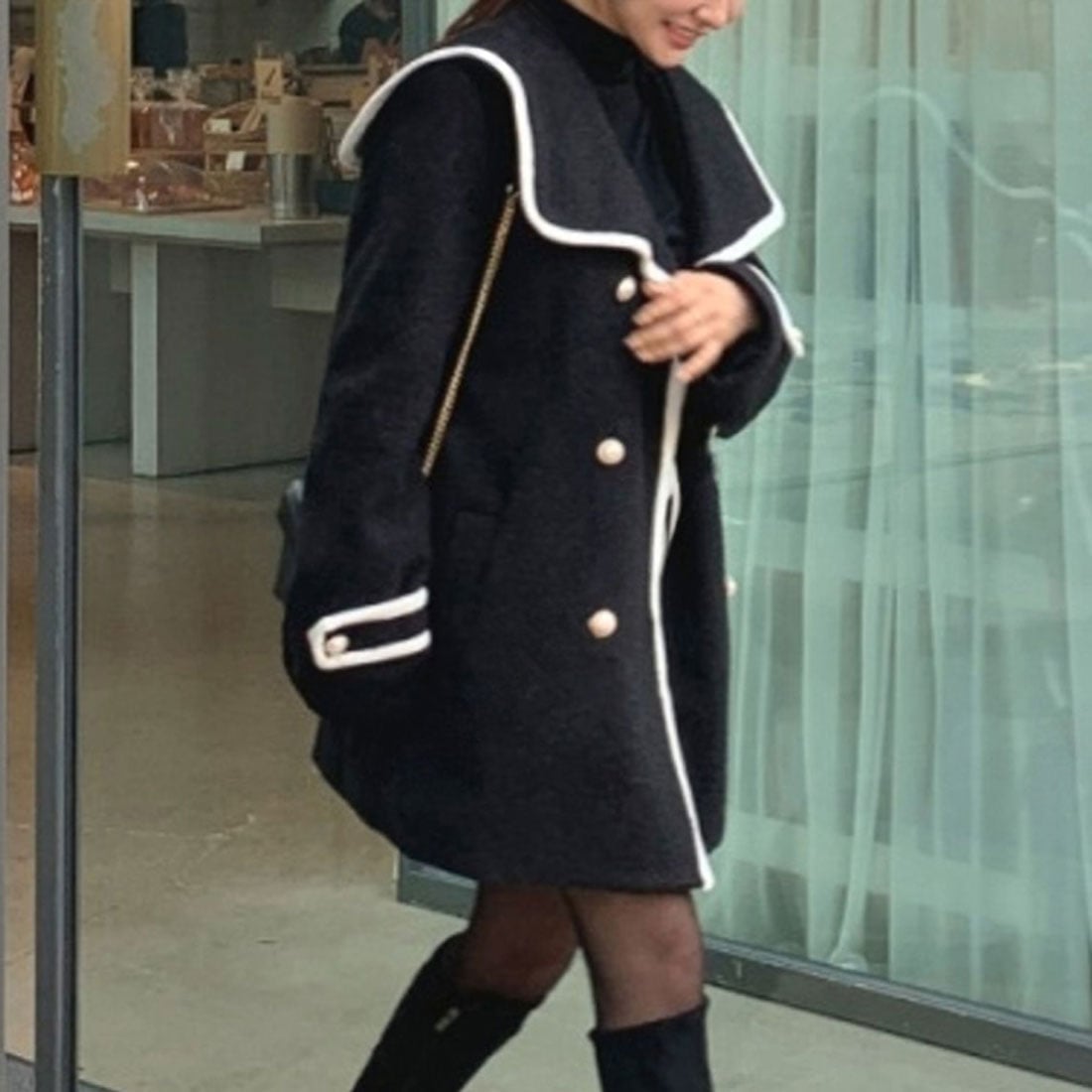 Peacoat with Sailor Collar, Turtleneck and Knee-High Boots Peacoat with Sailor Collar, Turtleneck and Knee-High Boots — Trendy Peacoat Outfits