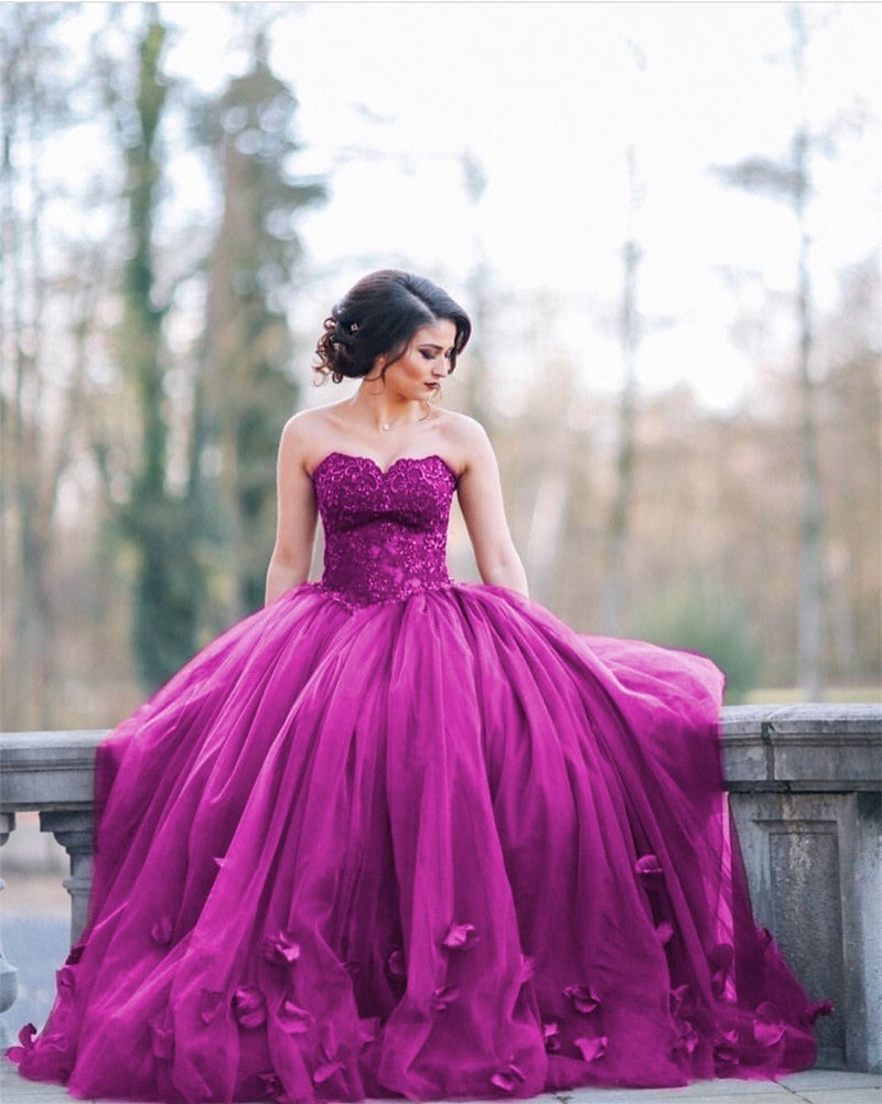 Magenta Sweetheart Neckline Ball Gown with Lace Beading Magenta Sweetheart Neckline Ball Gown with Lace Beading — Trendy Quince Dress