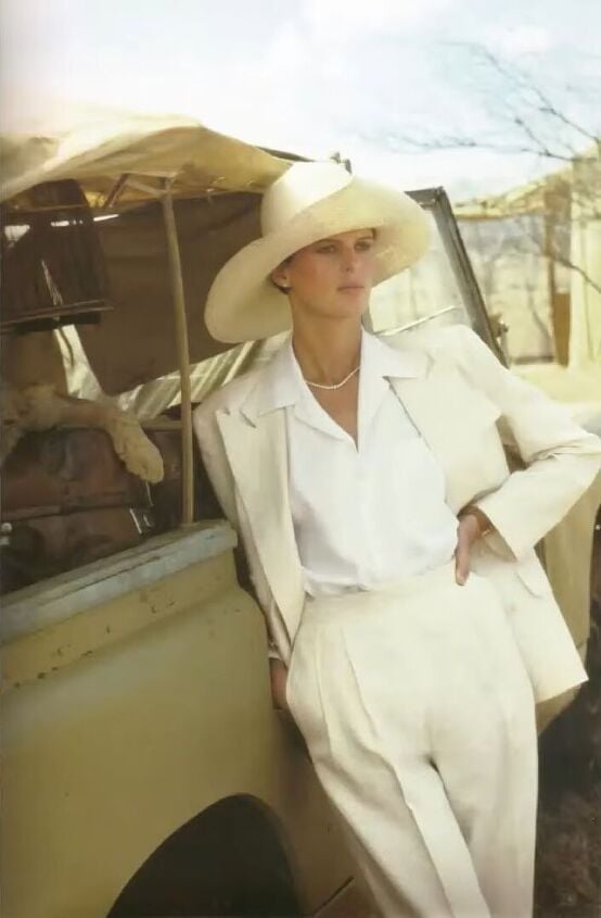 Cream Linen Suit with Wide-Brimmed Hat, Close-Up Take Cream Linen Suit with Wide-Brimmed Hat, Close-Up Take — Trendy Ralph Lauren Outfits