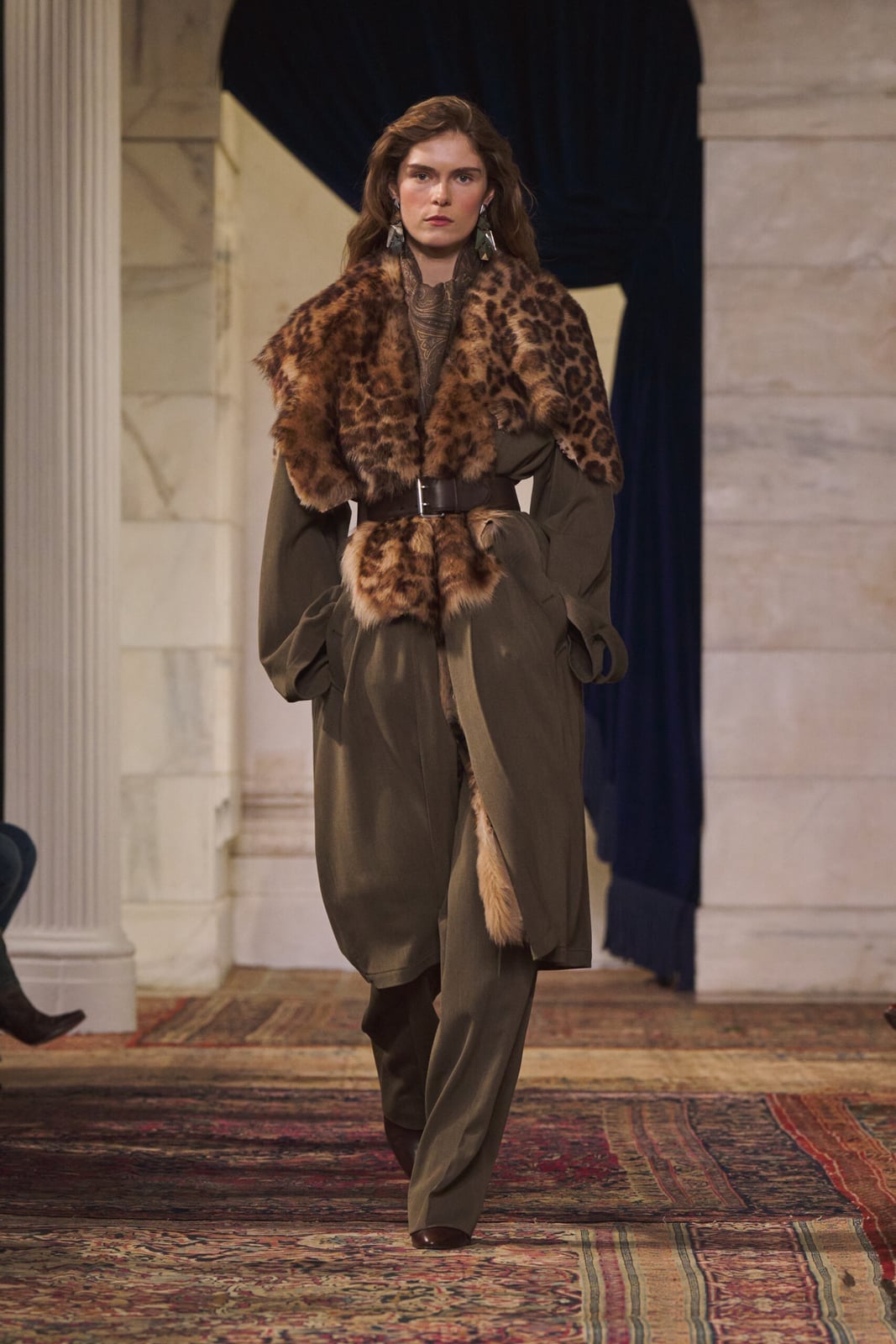 Olive Green Coat with Animal Print Fur Trim Olive Green Coat with Animal Print Fur Trim — Trendy Ralph Lauren Outfits