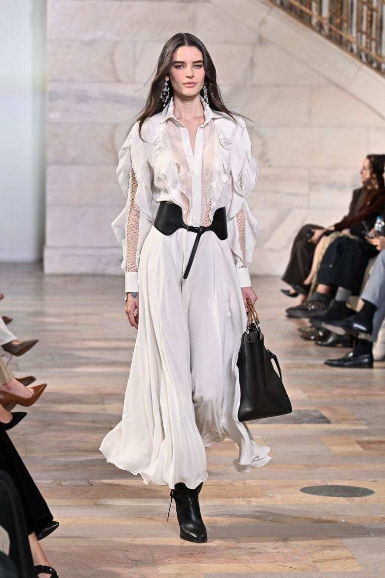 White Ruffled Dress with Wide Black Corset Belt White Ruffled Dress with Wide Black Corset Belt — Trendy Ralph Lauren Outfits