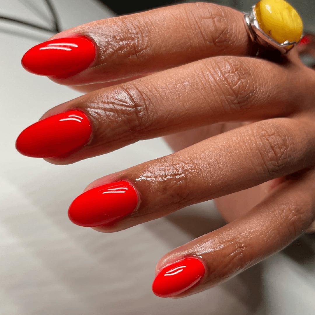 Vibrant Glossy Red Almond Nails — Trendy Red Almond Nails