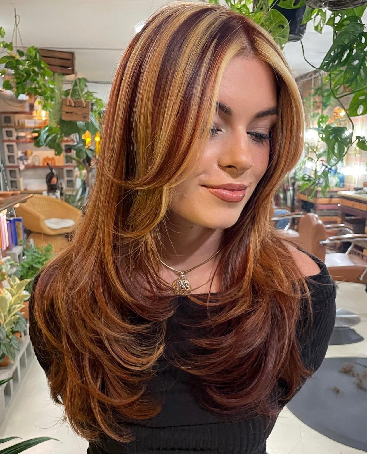 Red Base With Blonde And Auburn Highlights Red Base With Blonde And Auburn Highlights — Trendy Red Hair with Highlights