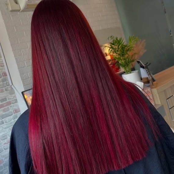 Mid-Back Cherry Red With Darker Roots Mid-Back Cherry Red With Darker Roots — Trendy Red Hairstyles