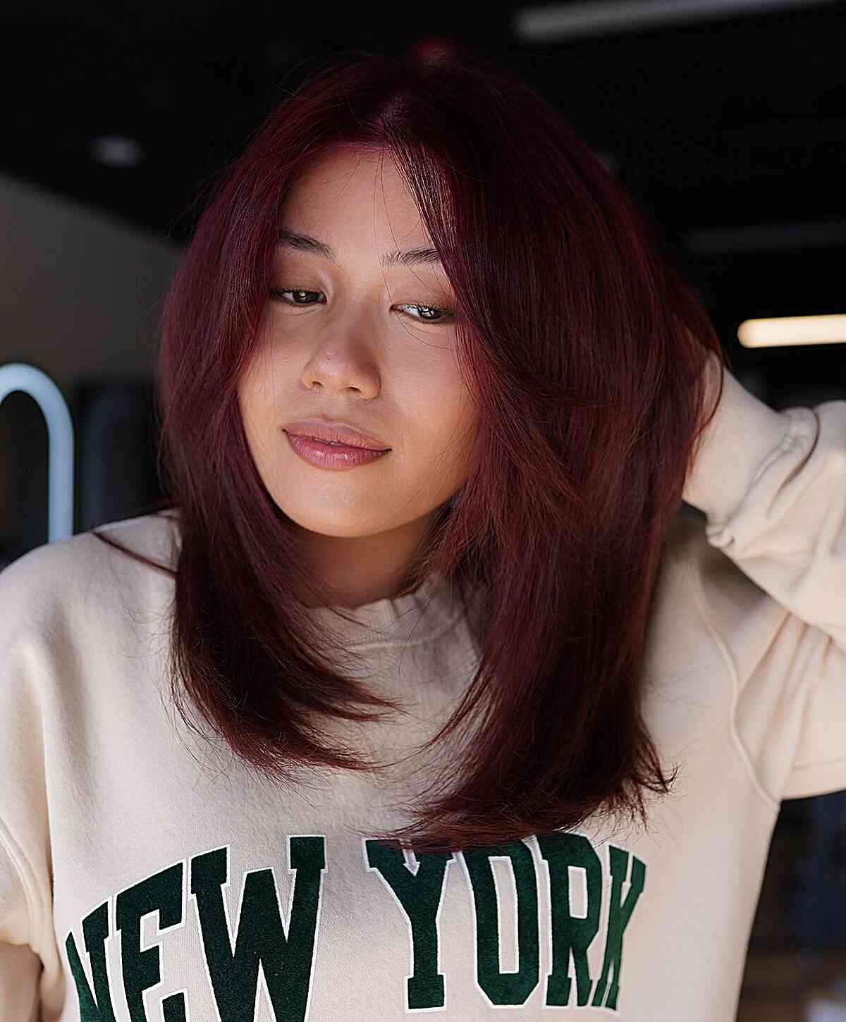 Shoulder Length Dark Red With Face-Framing Layers Shoulder Length Dark Red With Face-Framing Layers — Trendy Red Hairstyles