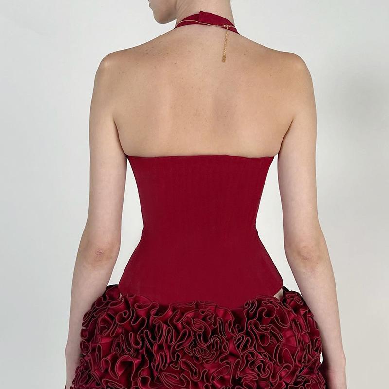 Red Halterneck Top with Ruffled Hem and Fitted Bodice Red Halterneck Top with Ruffled Hem and Fitted Bodice — Trendy Red Top Outfits