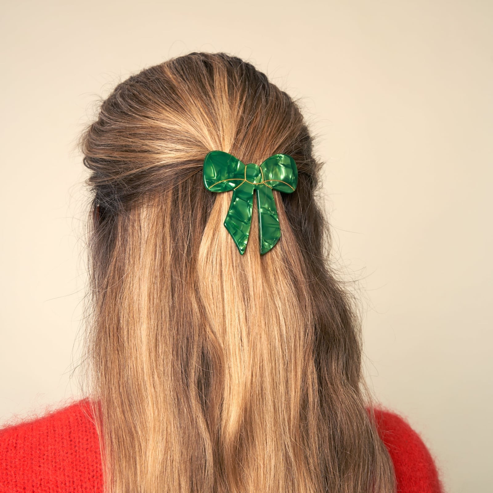 Fine Blonde Half-Up With Green Bow — Trendy Ribbon Hair