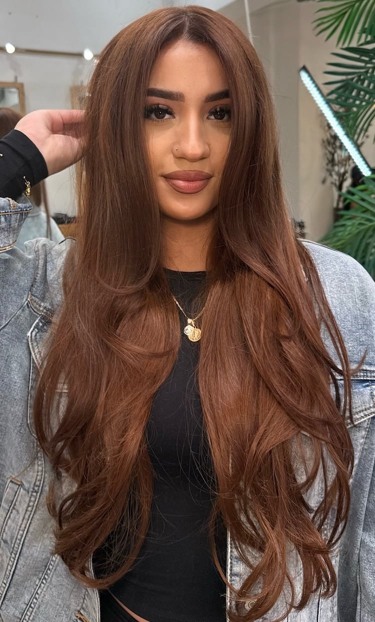 Mid-Back Chestnut With Copper Highlights — Trendy Rich Brunette