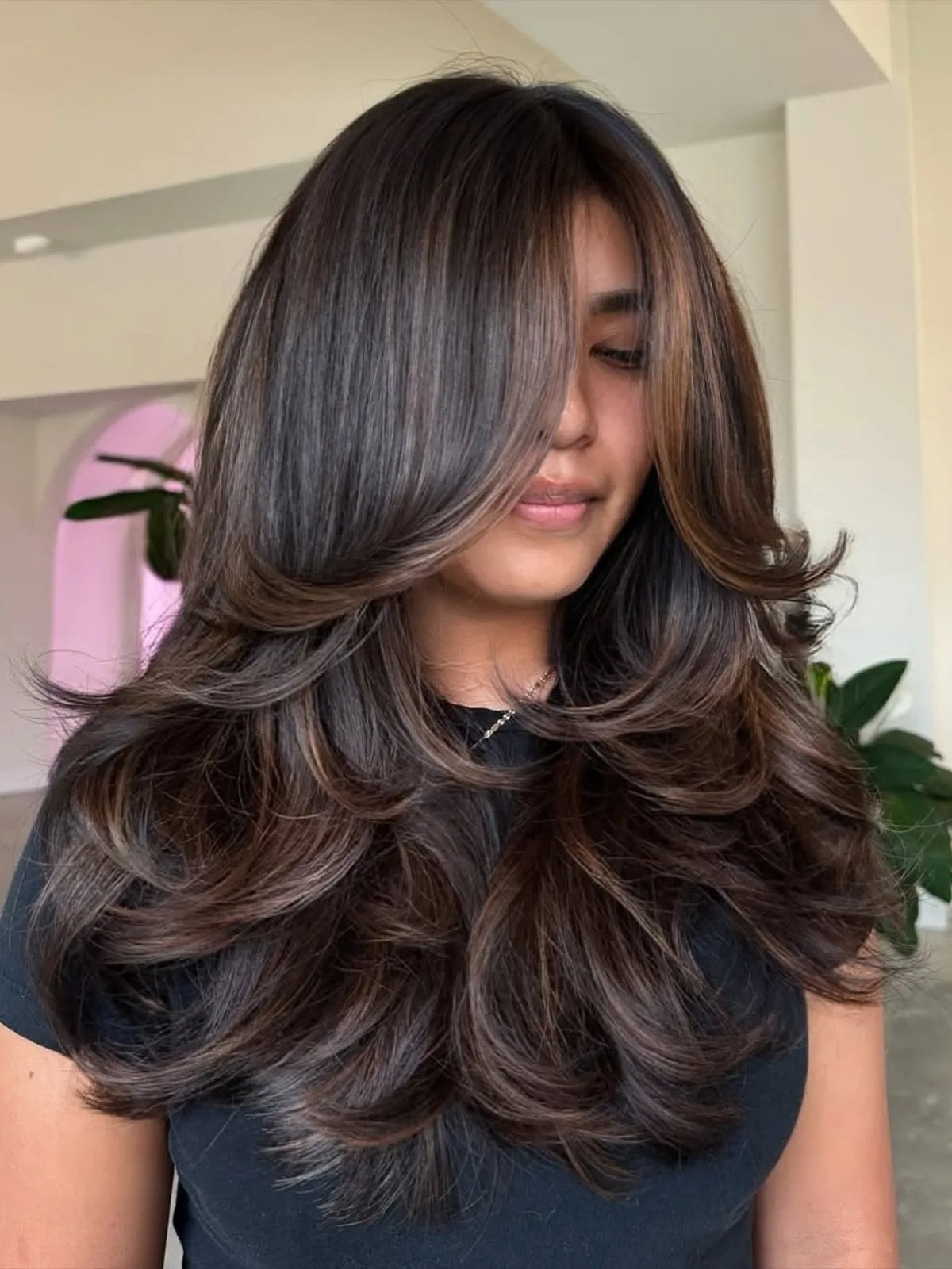 Face-Framing Layers With Dark Brown Caramel — Trendy Rich Brunette