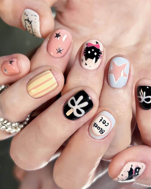 Milky Pink Aura Effect Short Almond Nails — Trendy Round Nails