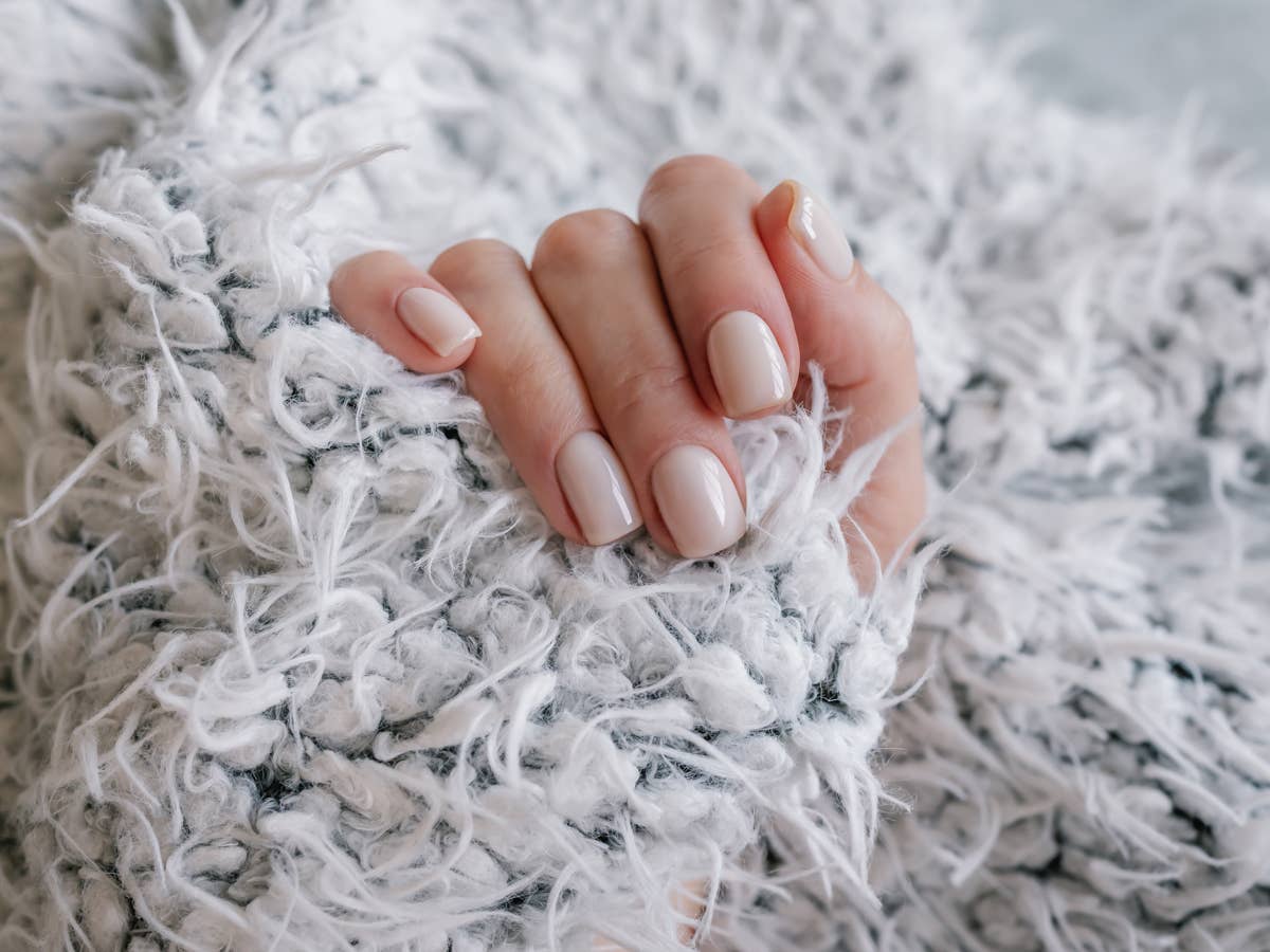 Sheer Nude Glossy Short Square Nails — Trendy Round Nails