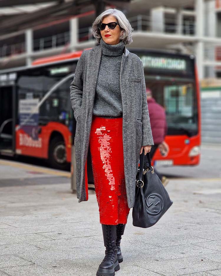Bright Red Sequin Midi Skirt with Turtleneck and Long Coat Bright Red Sequin Midi Skirt with Turtleneck and Long Coat — Trendy Sequin Skirt Outfit
