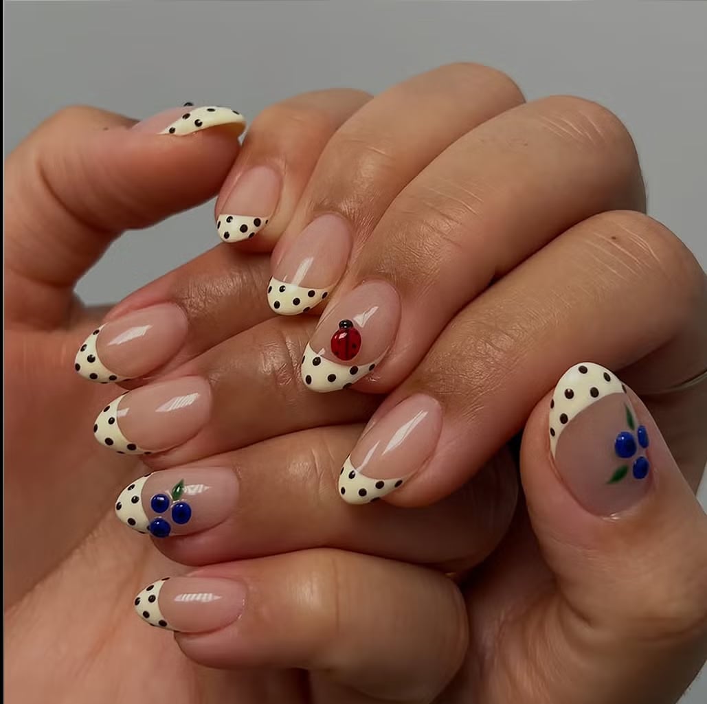 Short Oval Ladybug French Tip Polka Dot Nails Short Oval Ladybug French Tip Polka Dot Nails — Trendy Short Acrylic Nails