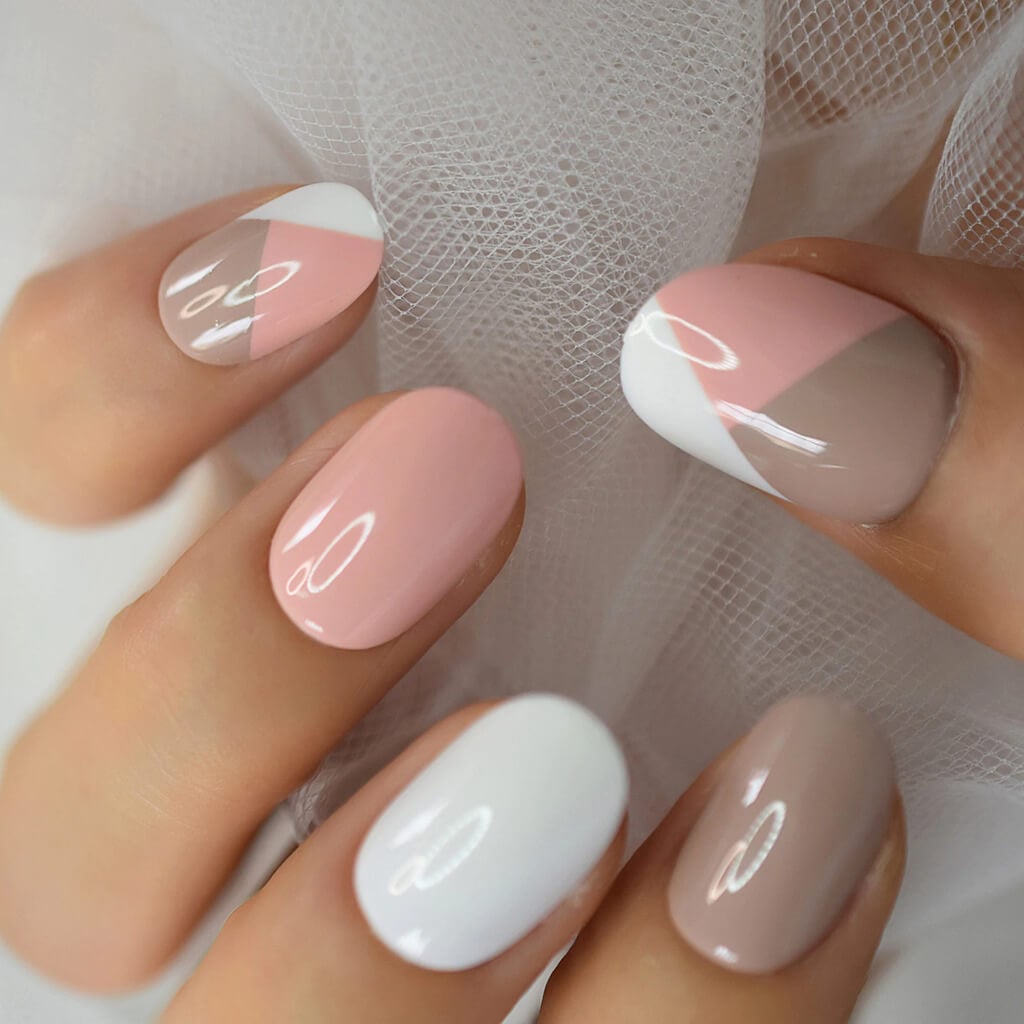 Short Oval Geometric Color Block Nails Short Oval Geometric Color Block Nails — Trendy Short Acrylic Nails